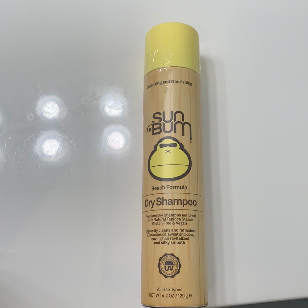 Sun Bum dry shampoo